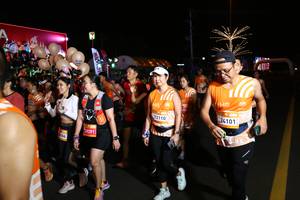 BIB: 306, 28291, 72110, 24101
                            <button type="button" onclick="openModal(23075079)" class="btn btn-primary btn-sm float-right btn-popup" data-toggle="modal" data-target=".modal-high-quality">
                        <i class="fas fa-shopping-cart"></i> Add to Cart
                    </button>
                                            <button type="button" onclick="isThisMe(23075079, true)" class="btn btn-success btn-sm float-right btn-popup btn-isme hidden" data-toggle="tooltip" data-placement="bottom" title="นี่คือรูปของคุณใช่ไหม คลิกที่นี่เพื่อเอาเข้าอัลบั้ม">
                        <i class="fas fa-plus"></i> Add to album
                    </button>
                    <button type="button" onclick="isThisMe(23075079, false)" class="btn btn-warning btn-sm float-right btn-popup btn-isnotme hidden">
                        <i class="fas fa-ban"></i> Remove from album
                    </button>
